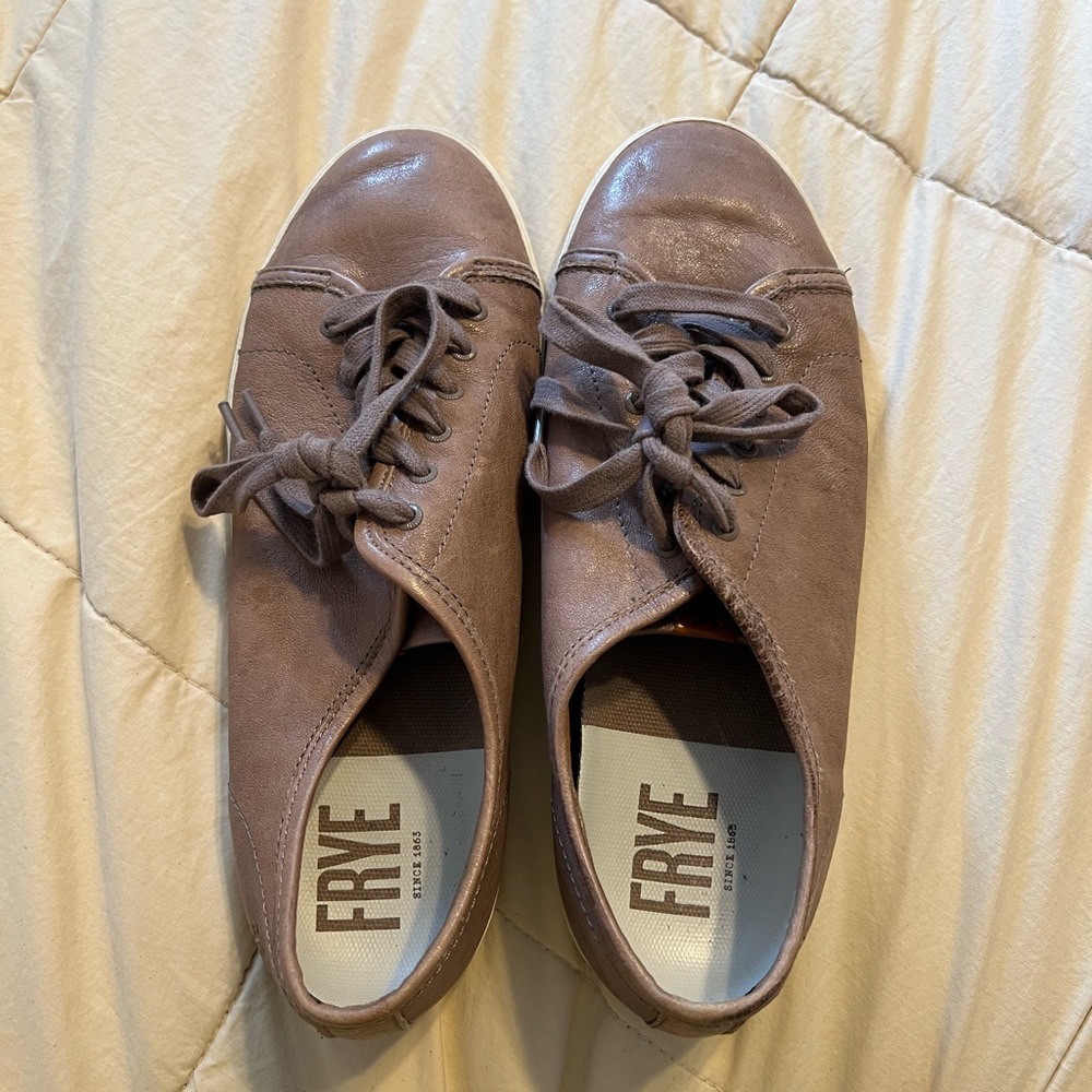 Frye Sneakers in Taupe